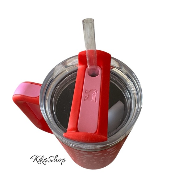Stanley 30 oz Stainless Steel H2.0
Flowstate Quencher Tumbler Ruby Hearts - Picture 7 of 10